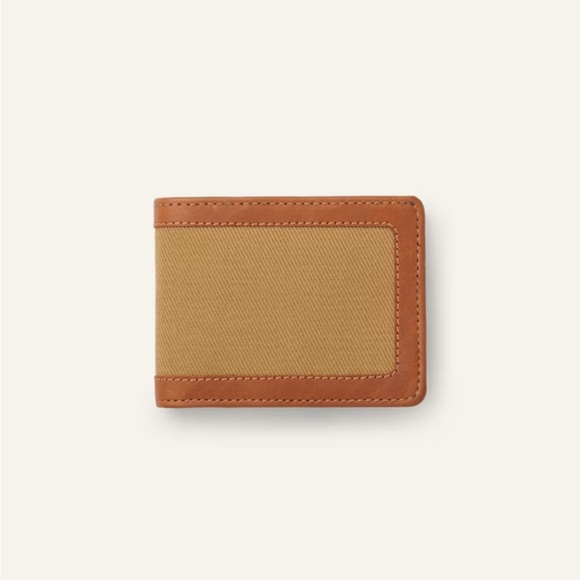 Filson men’s rugged twill outfitter brown tan wallet NEW - Picture 1 of 4